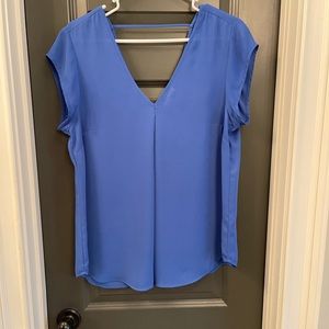 Blue DR2 top